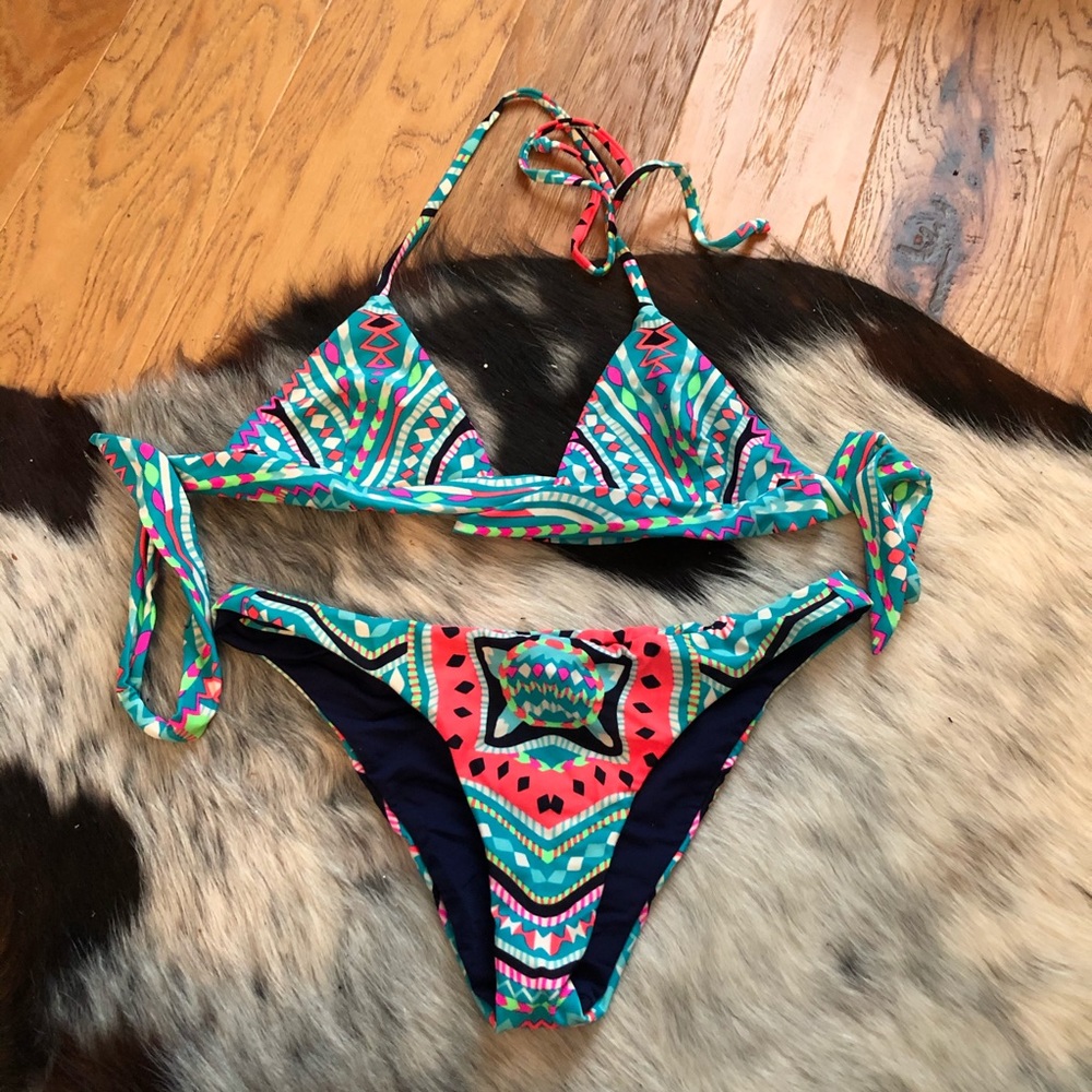 Mara Hoffman reversible swimsuit‎ bikini swimsuit swim Aztec bright geome